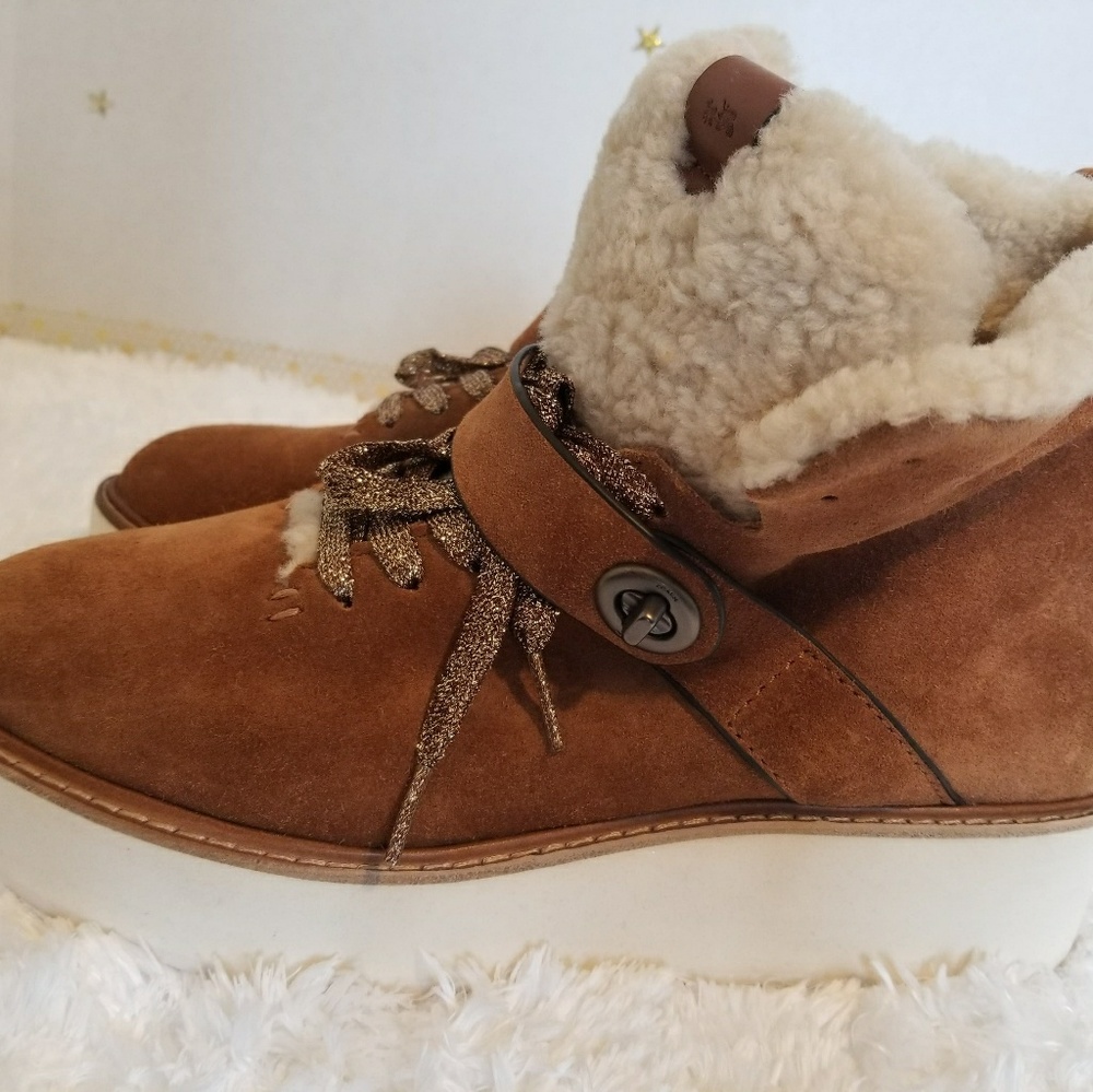 Coach Urban Hiker High Top Boots in Saddle Tan NWT - Picture 4 of 8